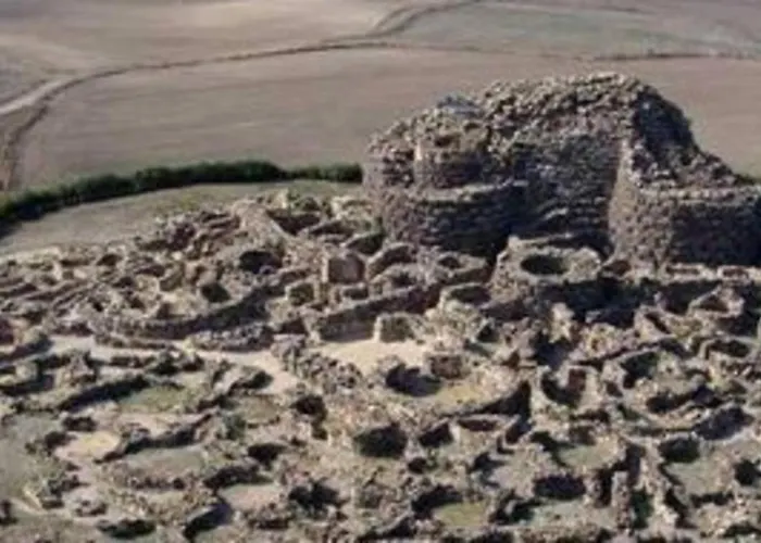 House, On The Кастиадас